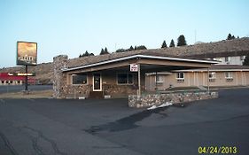 A Wyoming Inn